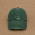 Casquette vert forêt avec café et croissant brodés à la main