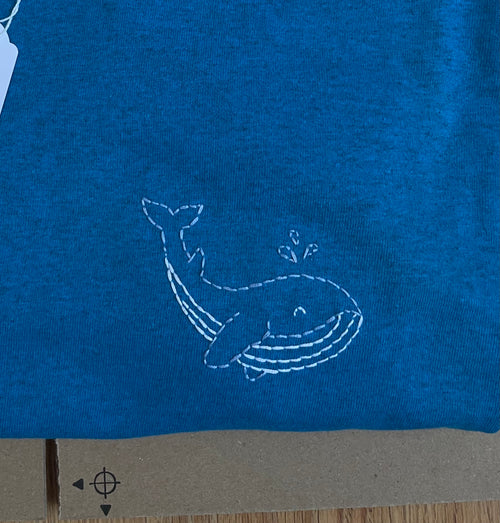 Camiseta con ballena